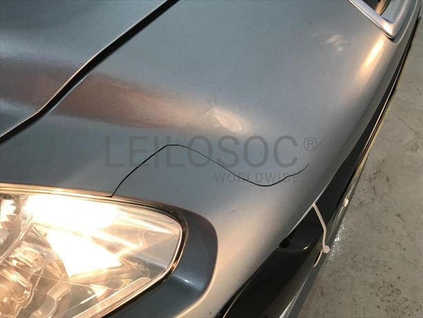 Peugeot 308 1.6 HDI · Ano 2013