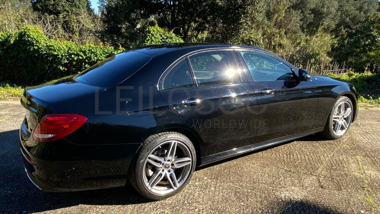 Mercedes-Benz E400 D4Matic · Ano 2018