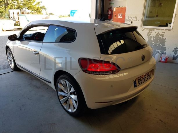 Volkswagen Scirocco 2.0 TDI · Ano 2011