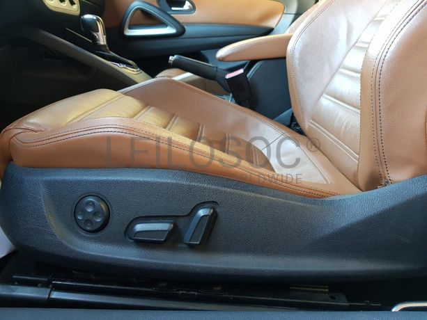 Volkswagen Scirocco 2.0 TDI · Ano 2011