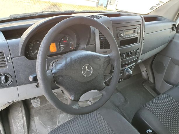 Mercedes-Benz 518 CDI · Ano 2009