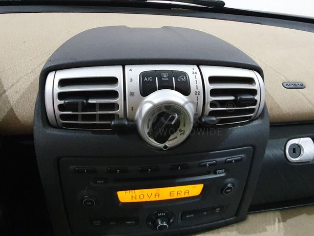 Smart Fortwo Coupé 0.8 CDI · Ano 2010