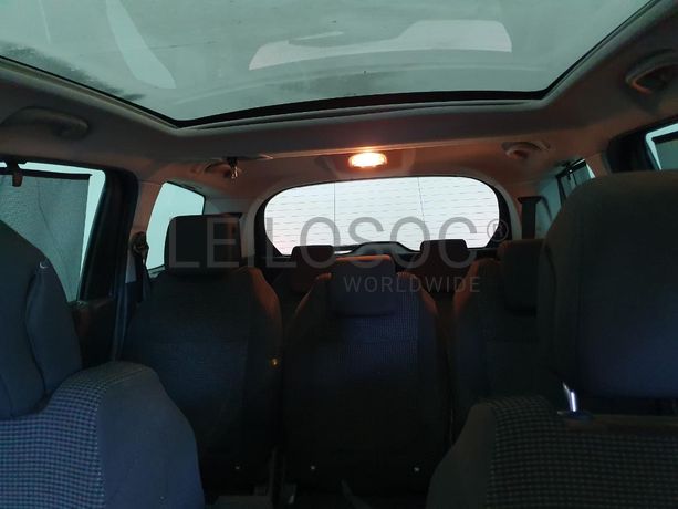 Peugeot 5008 1.6HDI · Ano 2010