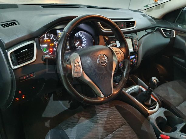 Nissan Qashqai 1.6DCI · Ano 2015