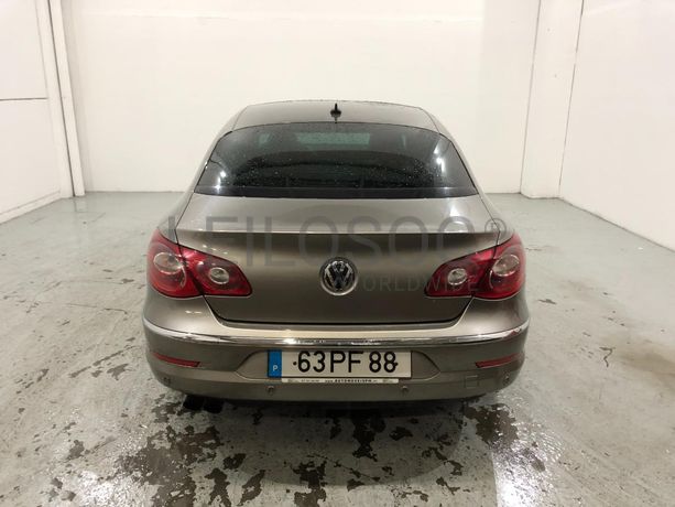 Volkswagen Passat 2.0TDI · Ano 2008