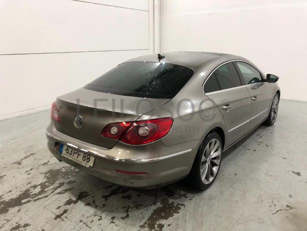 Volkswagen Passat 2.0TDI · Ano 2008