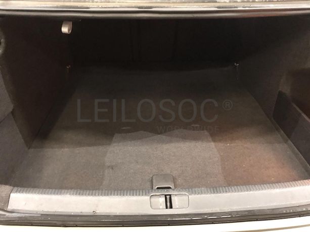 Volkswagen Passat 2.0TDI · Ano 2008