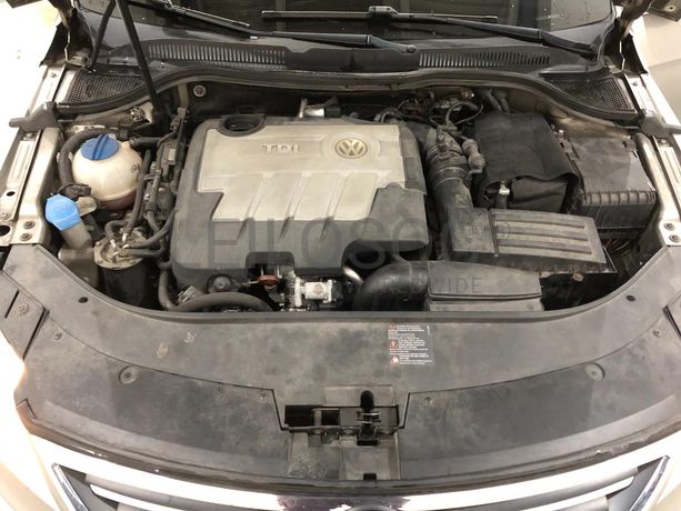 Volkswagen Passat 2.0TDI · Ano 2008