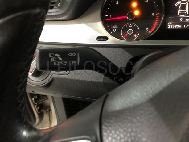 Volkswagen Passat 2.0TDI · Ano 2008