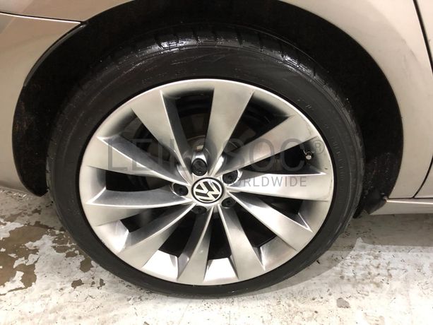 Volkswagen Passat 2.0TDI · Ano 2008