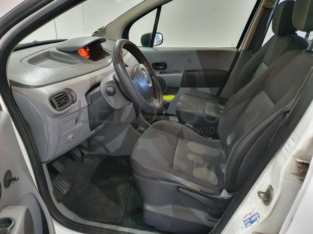 Renault Modus 1.5 DCI · Ano 2006