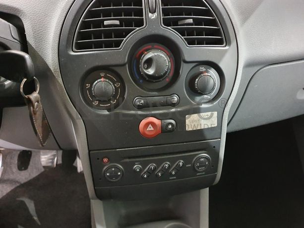 Renault Modus 1.5 DCI · Ano 2006