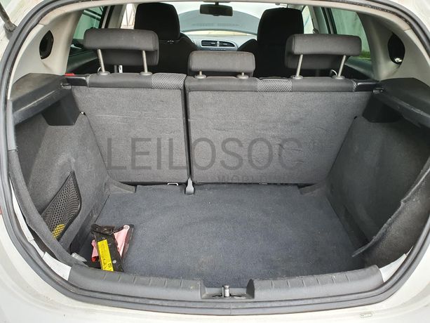 Seat Leon 1.9 TDI · Ano 2010