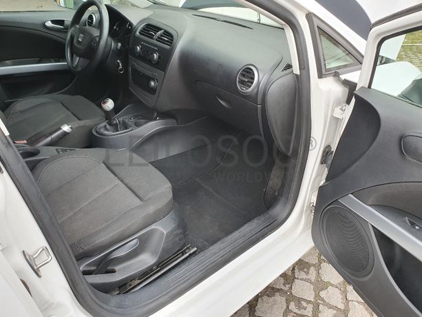 Seat Leon 1.9 TDI · Ano 2010