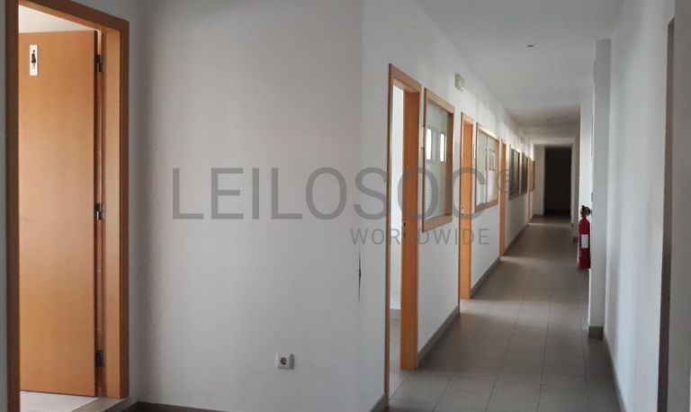 Armazém Industrial · Marinha Grande