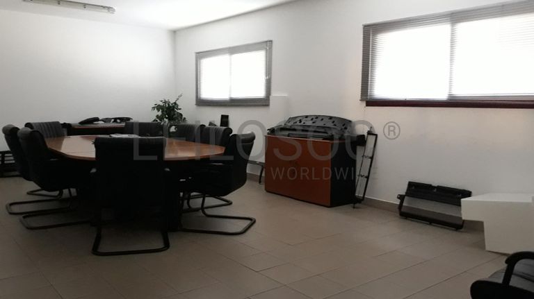 Armazém Industrial · Marinha Grande