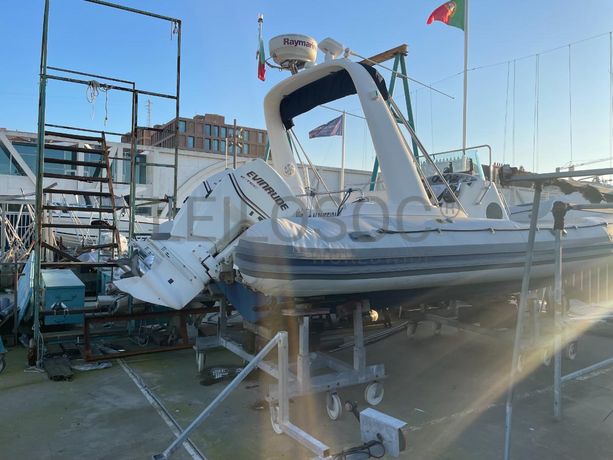 Embarcação Gladiador Day Cruiser · Ano 2009