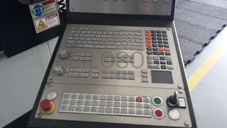 Máquina CNC EUMACH LBM-1500