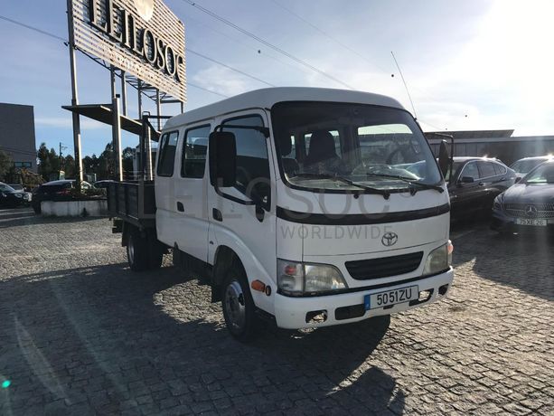Toyota Dyna 2.5 D4D · Ano 2005