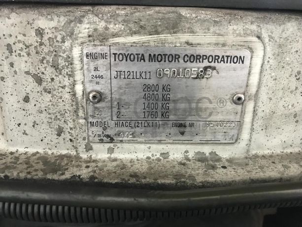 Toyota Hiace 2.4D · Ano 1999