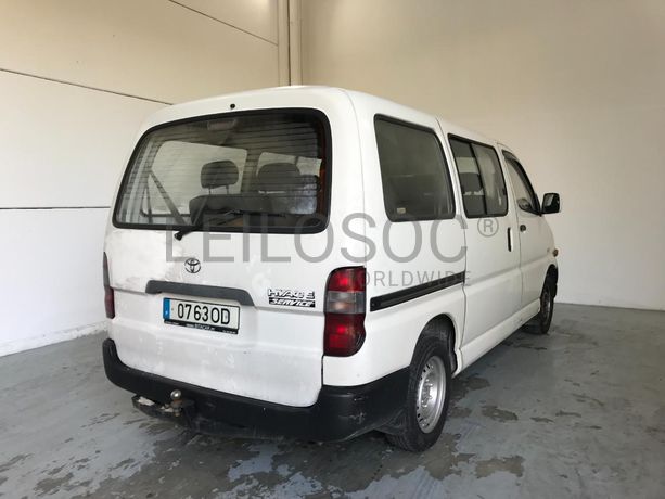 Toyota Hiace 2.4D · Ano 1999