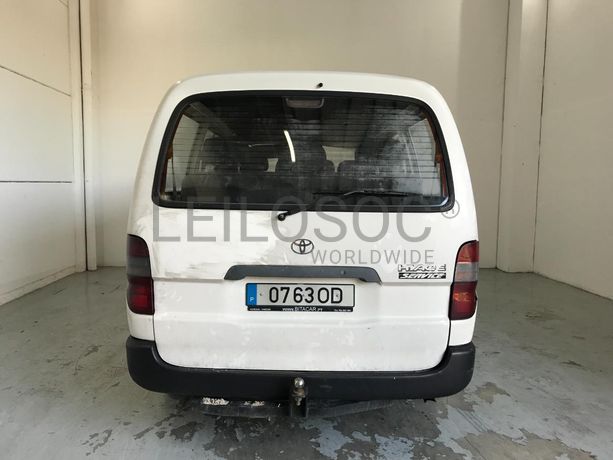 Toyota Hiace 2.4D · Ano 1999