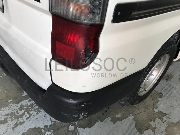 Toyota Hiace 2.4D · Ano 1999