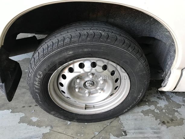 Toyota Hiace 2.4D · Ano 1999