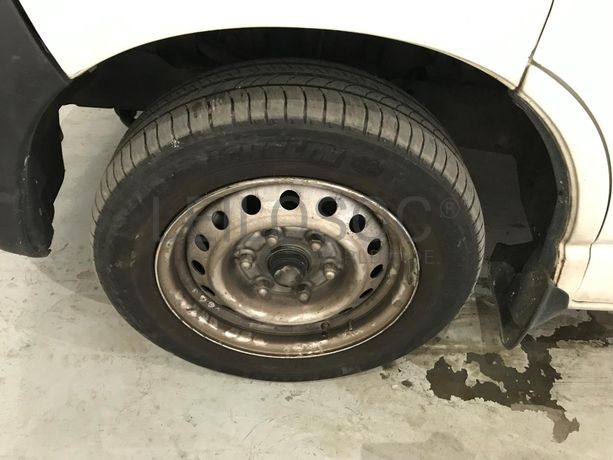 Toyota Hiace 2.4D · Ano 1999