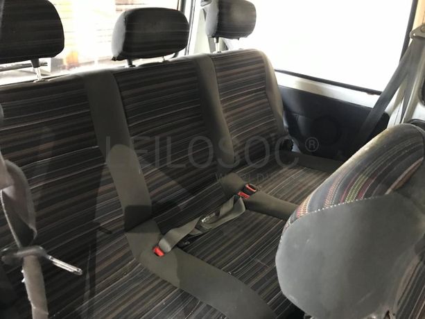Toyota Hiace 2.4D · Ano 1999