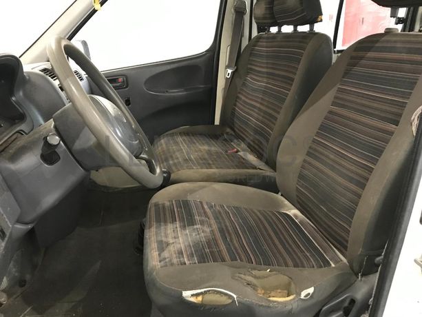 Toyota Hiace 2.4D · Ano 1999