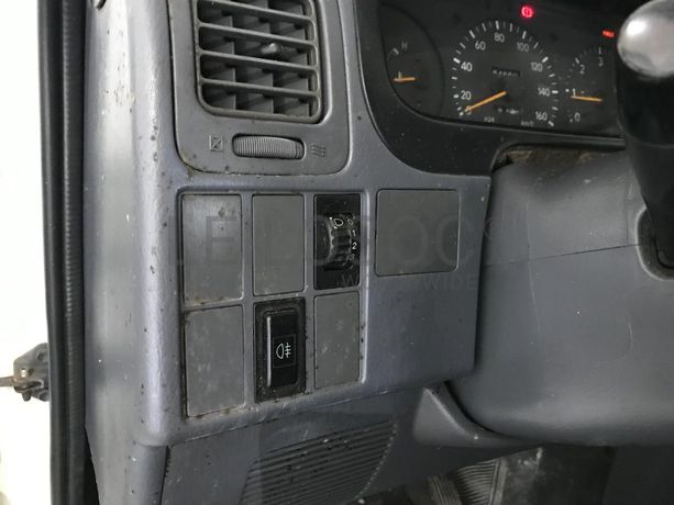 Toyota Hiace 2.4D · Ano 1999