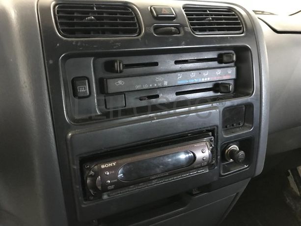 Toyota Hiace 2.4D · Ano 1999