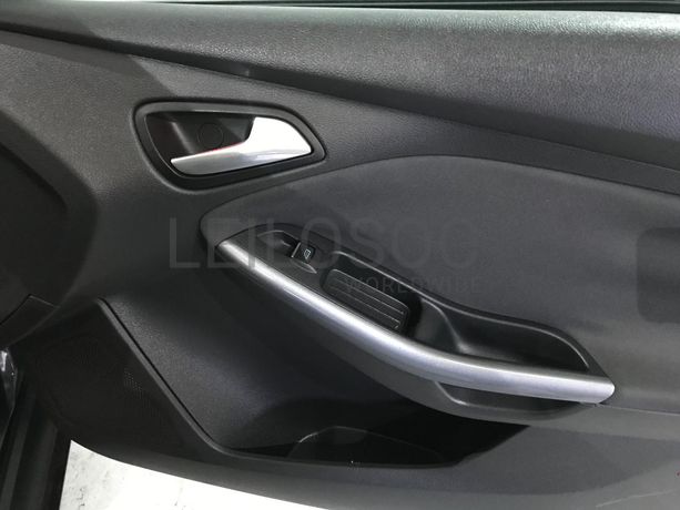 Ford Focus 1.6TDCI · Ano 2011