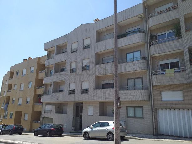 Apartamento T2 + Garagem · São João da Madeira