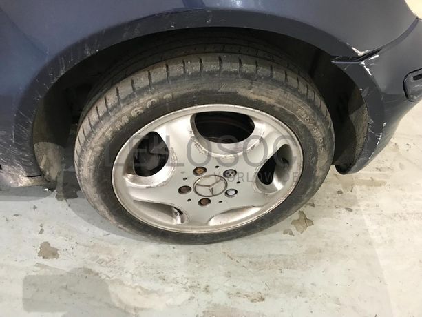 Mercedes-Benz A140 1.4 · Ano 2002