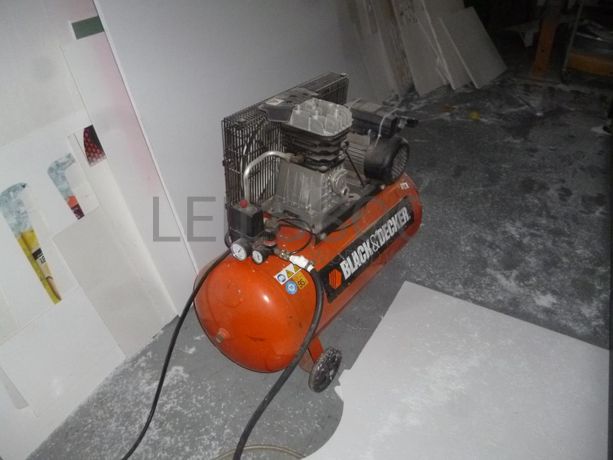 Equipamentos · Indústria Gráfica · Mobiliário de Escritório · Diversos