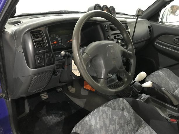 Mitsubishi L200 Pick Up · Ano 1999