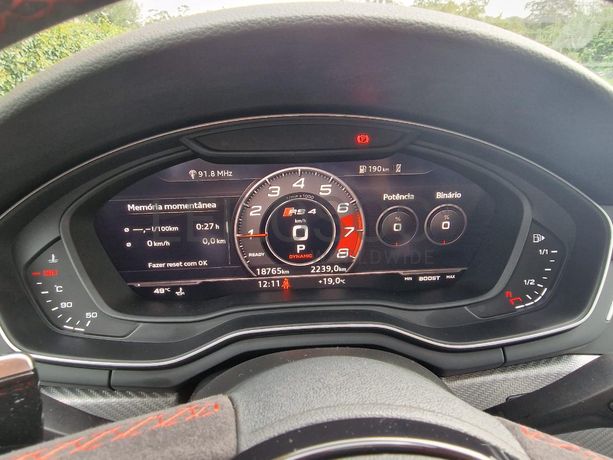 Audi RS4 Avant Quattro triptronic