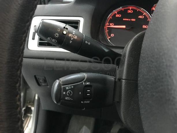 Peugeot 307 SW 1.6 HDI · Ano 2006