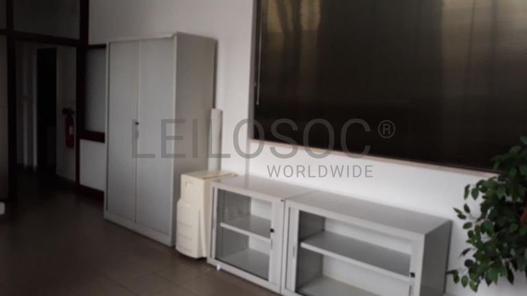 Ferramentas · Maquinaria · Existências · Equipamentos de escritório