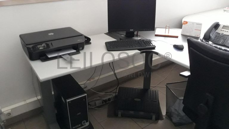 Ferramentas · Maquinaria · Existências · Equipamentos de escritório