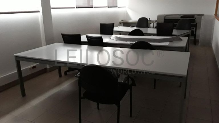 Ferramentas · Maquinaria · Existências · Equipamentos de escritório