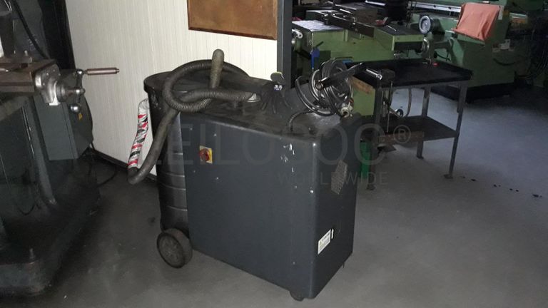 Ferramentas · Maquinaria · Existências · Equipamentos de escritório