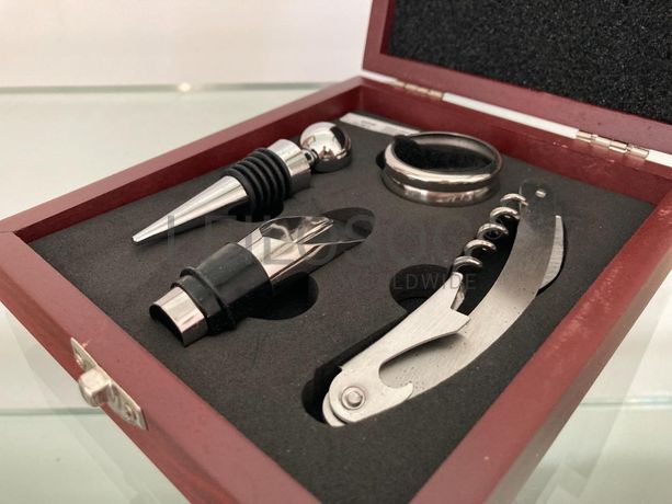 Estojo de vinho em prata