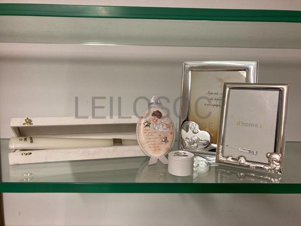 Molduras de Bebé + Caixa para dente + Vela de Batismo + Medalha de Berço