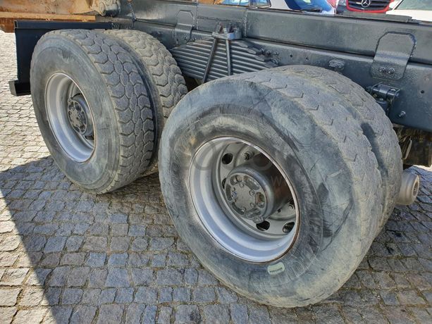 Volvo FH12 380 (8x4) Basculante · Ano 1998