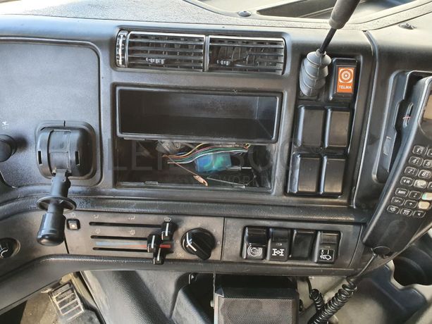 Volvo FH12 380 (8x4) Basculante · Ano 1998