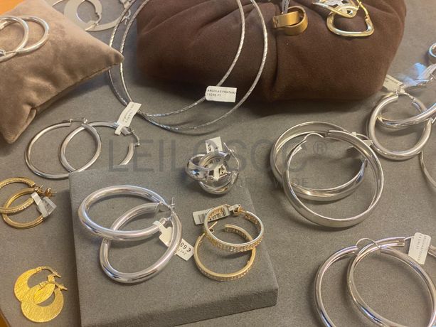 Brincos em prata e outros materiais