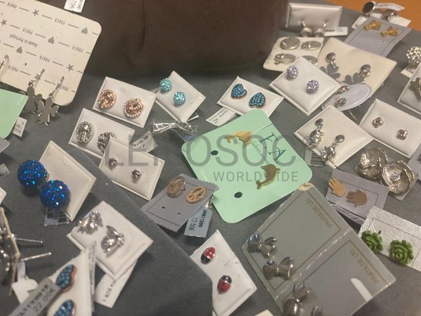 Brincos em prata e outros materiais